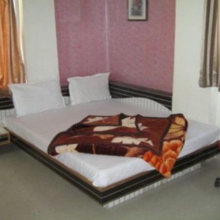 Angan Residency Otel Amhedabad Dış mekan fotoğraf